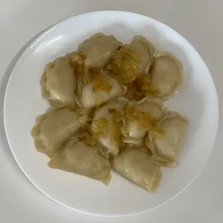 Pierogi z kapustą i grzybami 