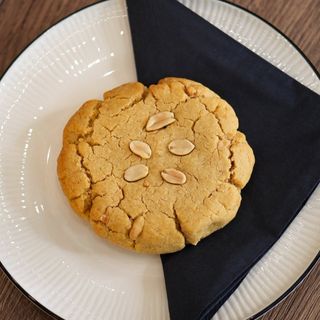 Crumble cookie peanut butter