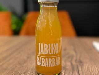 Sok jabłko-rabarbar