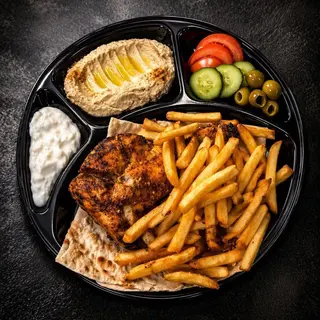 Pół kurczaka pieczonego razem z frytkami 1000-1200g