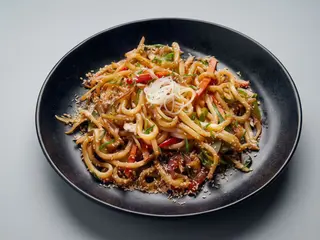 Makaron Udon z wołowiną