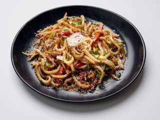 Makaron Udon z kurczakiem