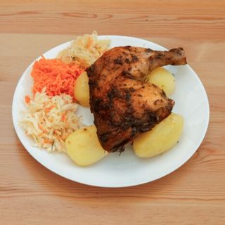 Udko pieczone z dodatkami do wyboru, z zupą