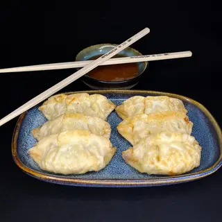 Pierożki gyoza z warzywami 6szt