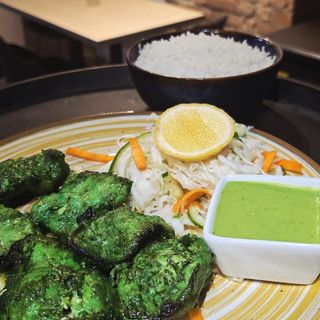 Veg Platter (12 pieces)