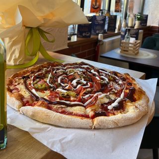 Pizza Capriciosa Puerto 