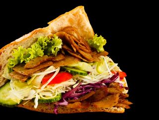Kebap w bułce XL