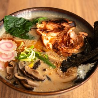 Łosoś Teriyaki Ramen