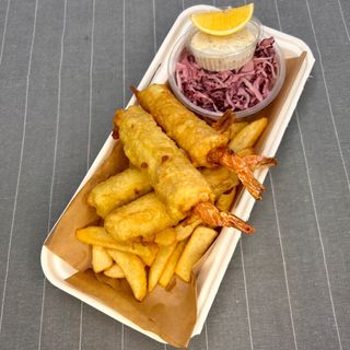 Krewetki Nobashi z mozzarellą w cieście piwnym