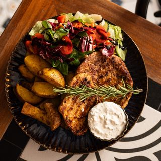 Pikantna Grilowana Karkówka