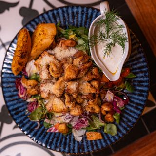 Sałatka Z Kurczakiem