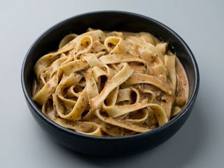 TAGLIATELLE AL BURRO NOCCIOLA