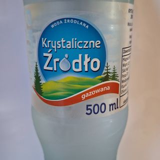Woda gazowana 0,5 L