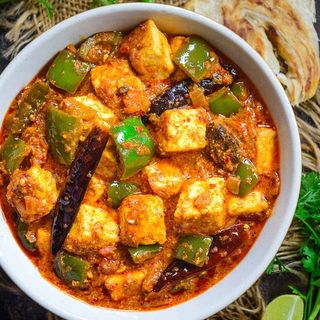 Paneer Madras ( Srednio Ostry)