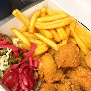 Zestaw Nuggetsy + fryty