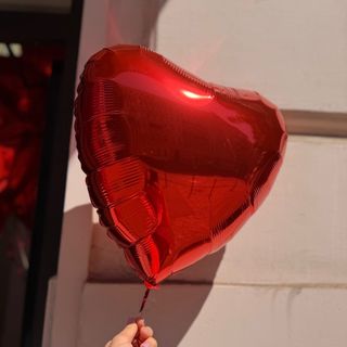 Balon z helem serduszko