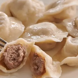 Pielmieni z wieprzowina lub kurczaka
