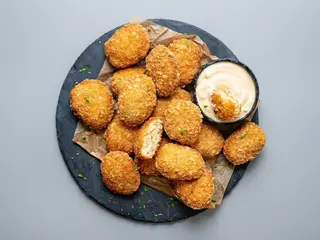 nuggetsy z kurczaka- 9 Sztuk
