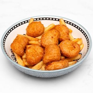 Nuggetsy z frytkami