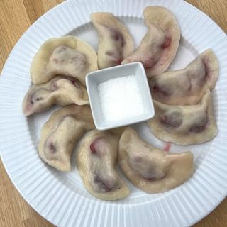 Pierogi z twarogiem na słodko