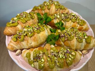 Croissant pistacjowy