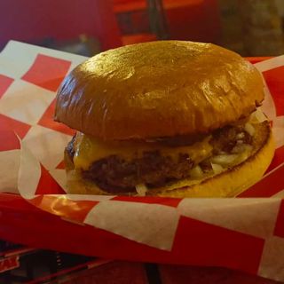 Cheeseburger MAŁY wołowina