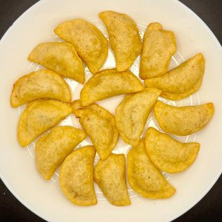 Pielmieni z wieprzowiną i wołowiną  FRY