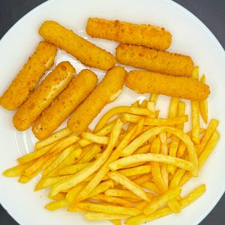 Mozzarella sticks + frytki