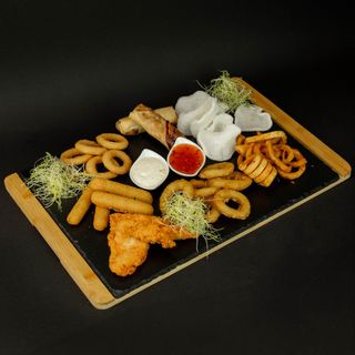 Japońskie pierożki gyoza z krewetkami 6 szt.