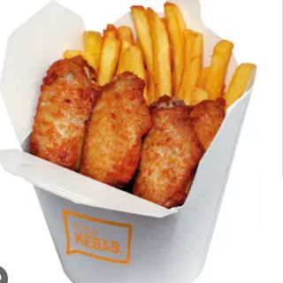 Skrzydelka z frytkami box mega