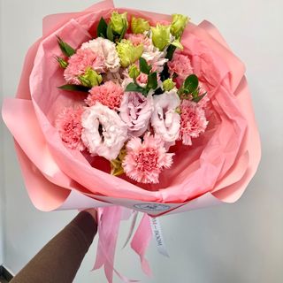 Delikatny bukiet w różowym miksie  | rozmiar XS