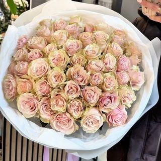 Bukiet róż w kolorze pastelowego różu | rozmiar XL