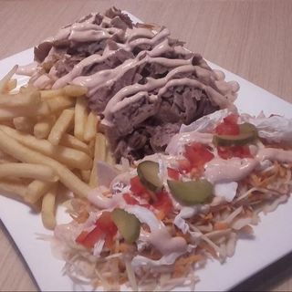 Mega talerz kebab KARKÓWKA
