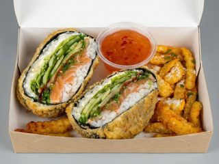 Sushi burger łosoś pieczony