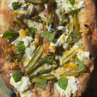 pinsa asparagi