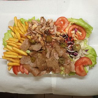 Kebab na talerzu