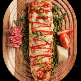 Zapiekanka salami
