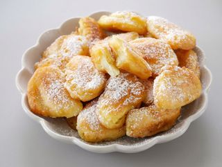 jabłka w cieście 4szt