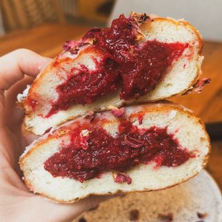 Pączek malina-róża