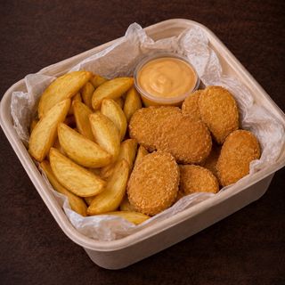 Fried Box + 2 sosy do wyboru