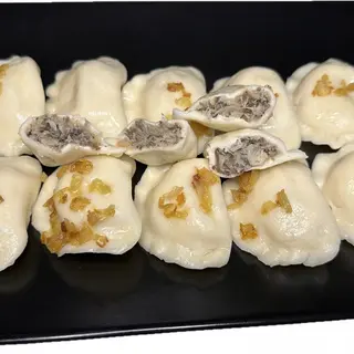 Pierogi z kapustą i borowikami na gorąco 1 szt