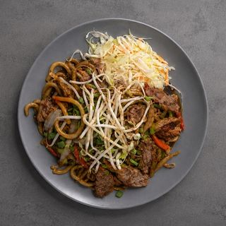 Udon z wołowiną