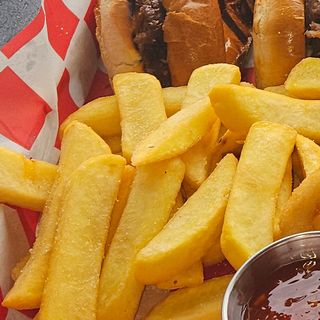 14. FRYTKI DO BURGERÓW