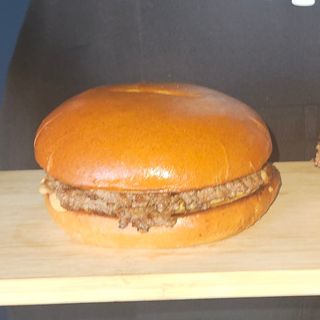 12. KIDS SMASH BURGER