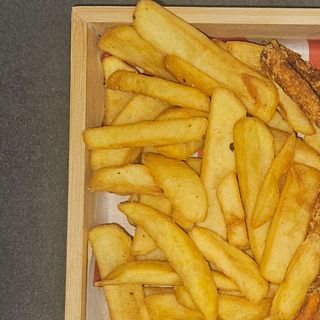 17.FRYTKI STEAK FRIES