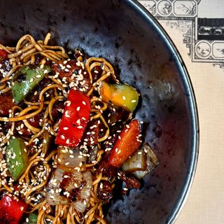 Makaron Black Pepper Gai