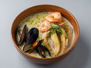 Kaeng Gwio Talay