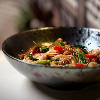 Pad Kee Mao Neua