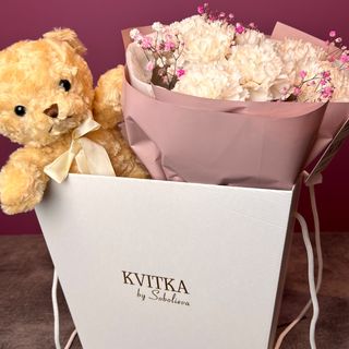 Flowers& Teddy box