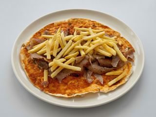 Pizza z frytkami